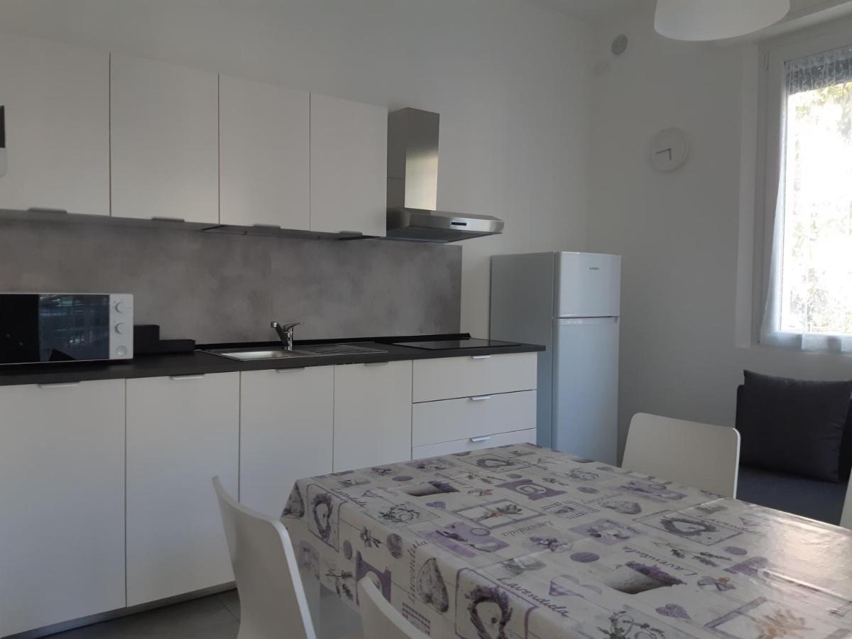 Villa Lina Римини Номер фото